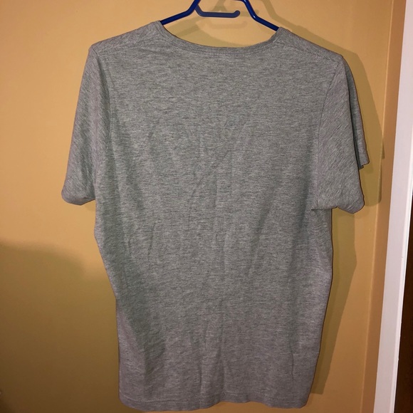 *FOOTLOCKER* Plain grey tshirt - Picture 2 of 2